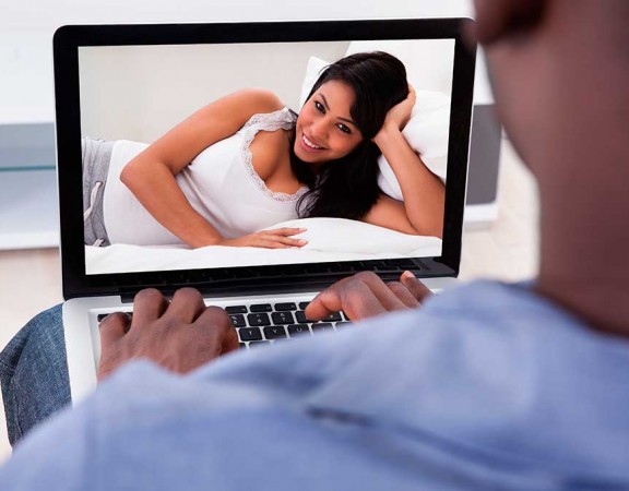 Tradire con Facebook